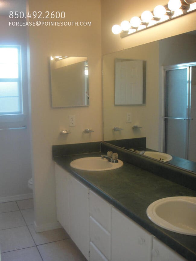 Building Photo - 964 Southern Oaks Ct