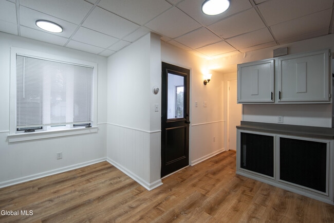 Building Photo - 364 Altamont Ave