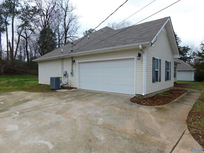 Building Photo - 1386 Harvest Rd