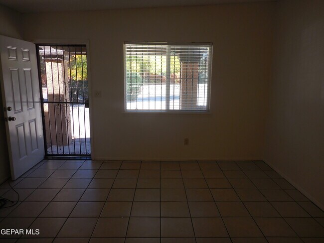 Building Photo - 1638 Rick Rhodes Dr