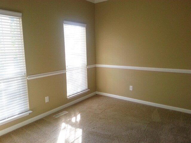 Building Photo - 3 Chablis Ct