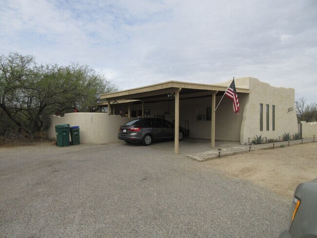 Building Photo - Unfurnished home on acreage