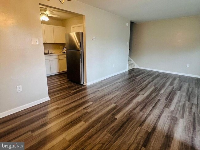 Building Photo - 9655 Homestead Ct