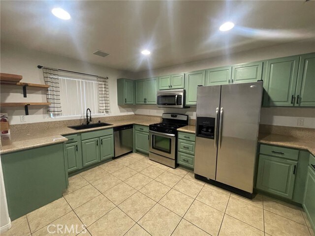 Building Photo - 72133 Sunnyslope Dr
