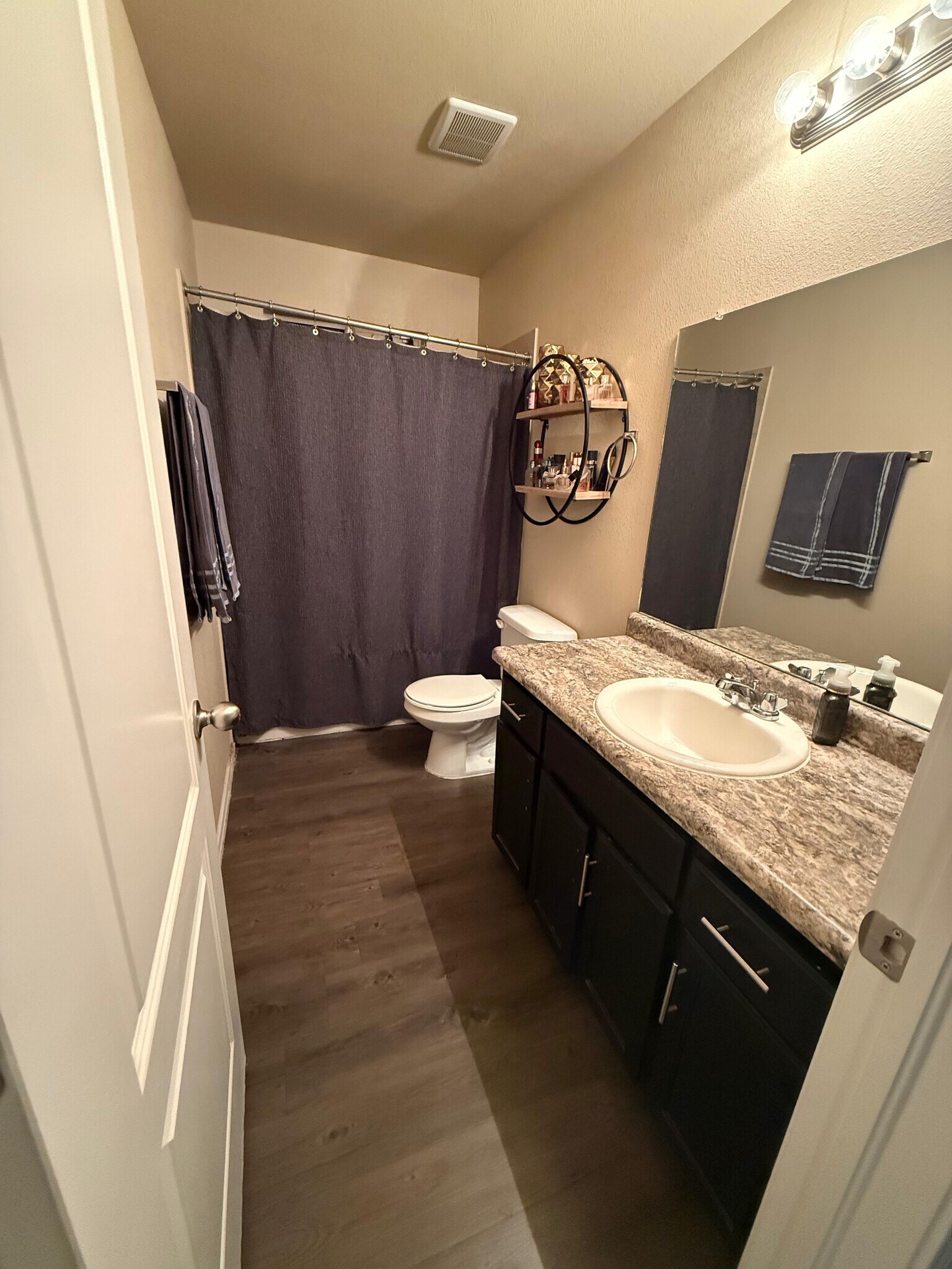 Building Photo - 14233 Escalera Dr