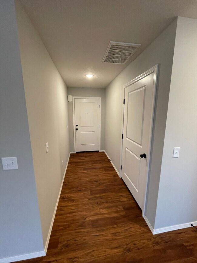 Building Photo - New Build ! Everything new for a great price!