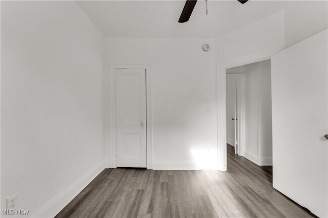 Building Photo - 430 E 149th St