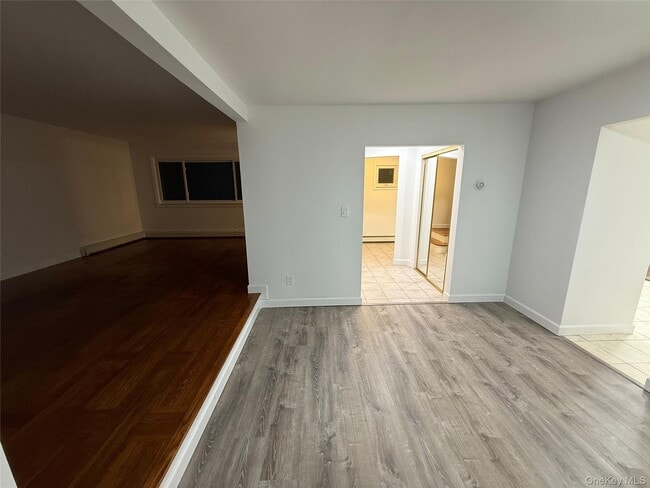 Building Photo - 8 Jonquill Ln