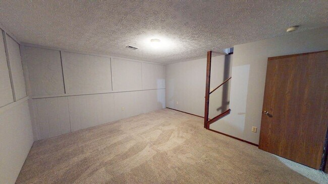 Building Photo - 6468 Cranston Way