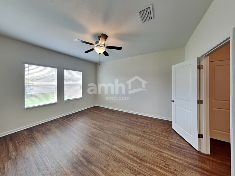 Building Photo - 8714 Layalie Way