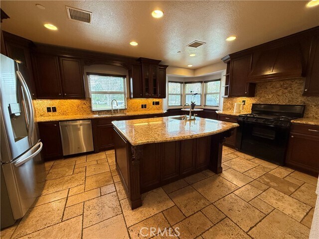 Building Photo - 603 E Longden Ave