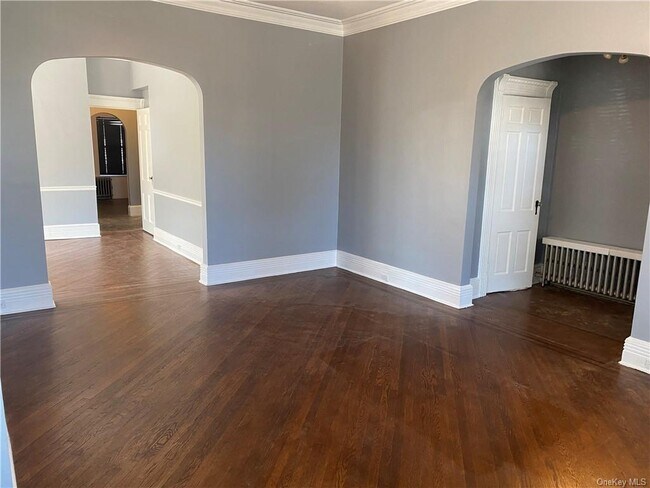 Building Photo - 132 Cottage Ave