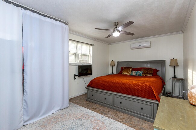 Building Photo - 3008 Tuscaloosa Ln