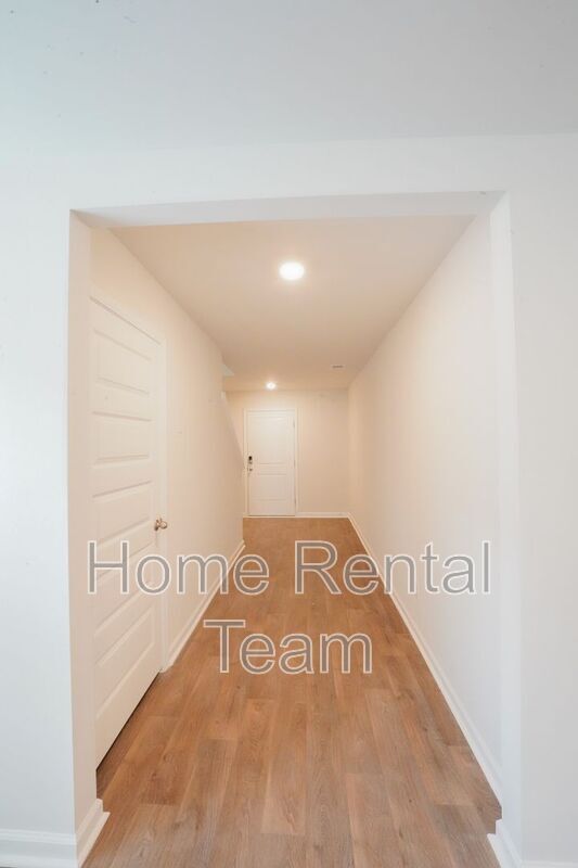 Building Photo - 463 Coconut Dr