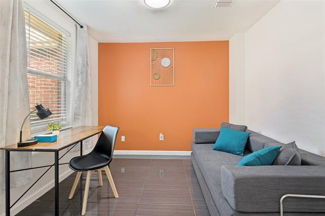 Building Photo - 1513 Lone Star Ct