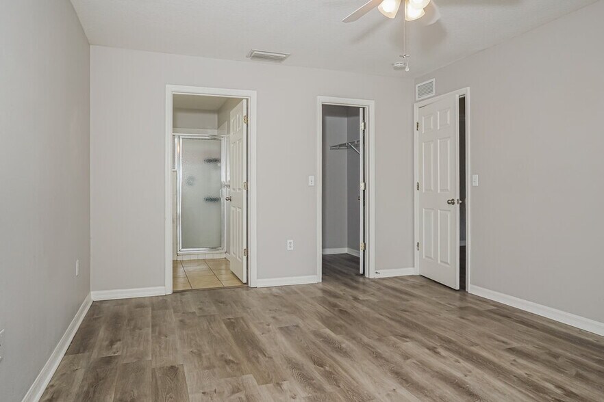 Building Photo - 7180 Mauna Loa Blvd