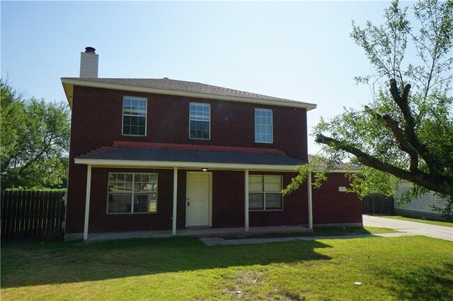 Building Photo - 112 Creekside Dr