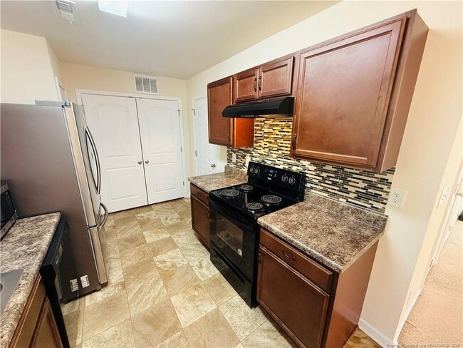 Building Photo - 522 Jernigan St