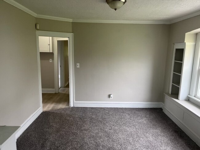 Building Photo - Newly updated home for rent!