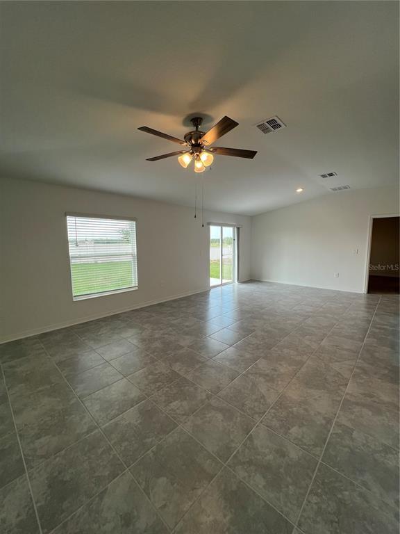 Building Photo - 688 Silver Palm Dr