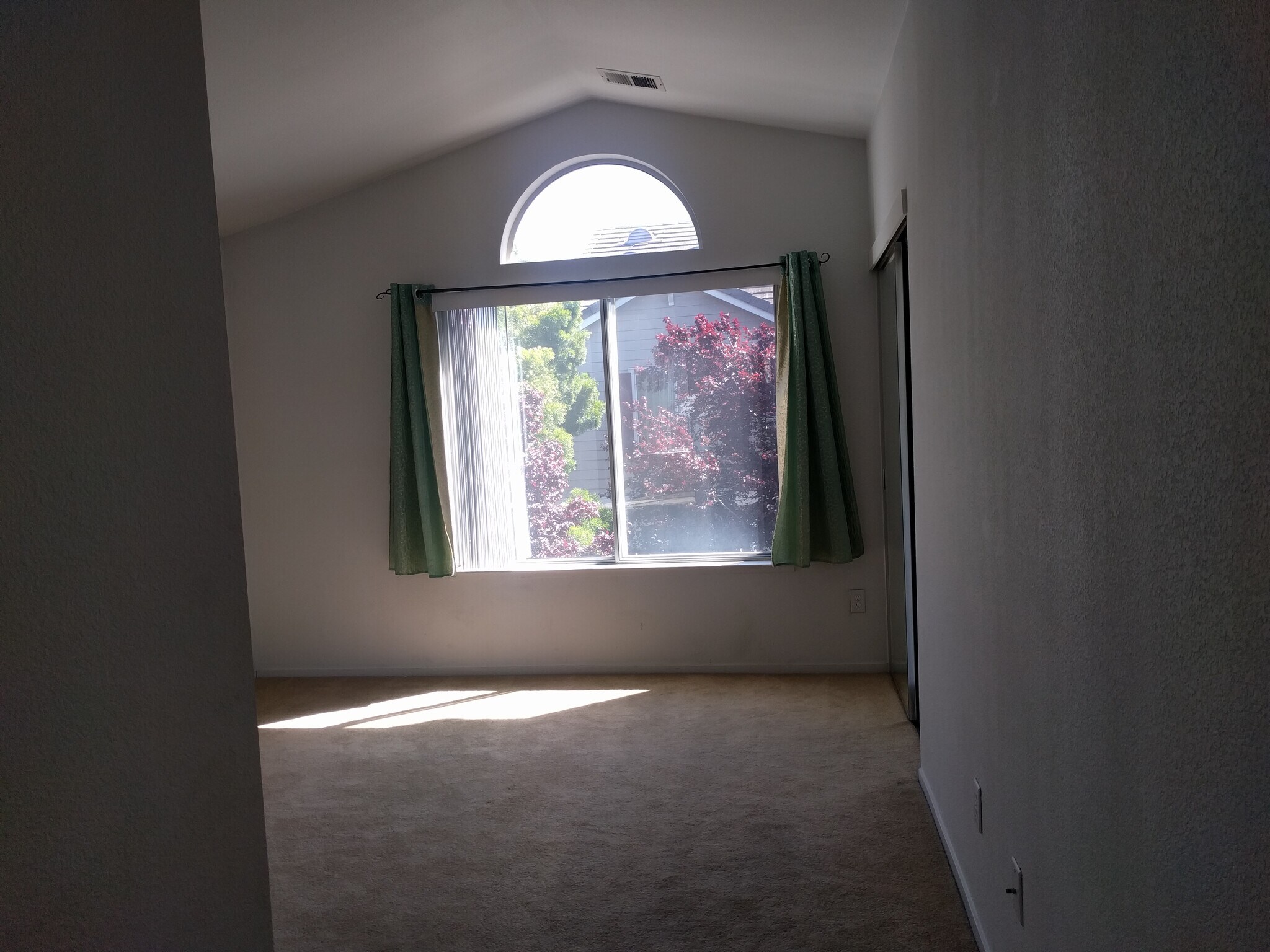 Building Photo - 5674 Impatiens Cmn