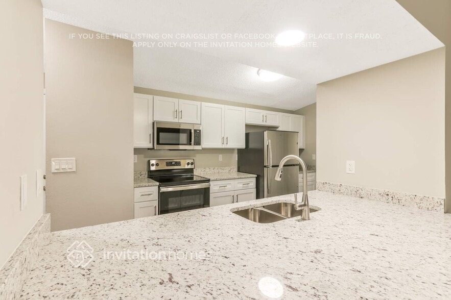 Building Photo - 8032 Chickasaw Ln