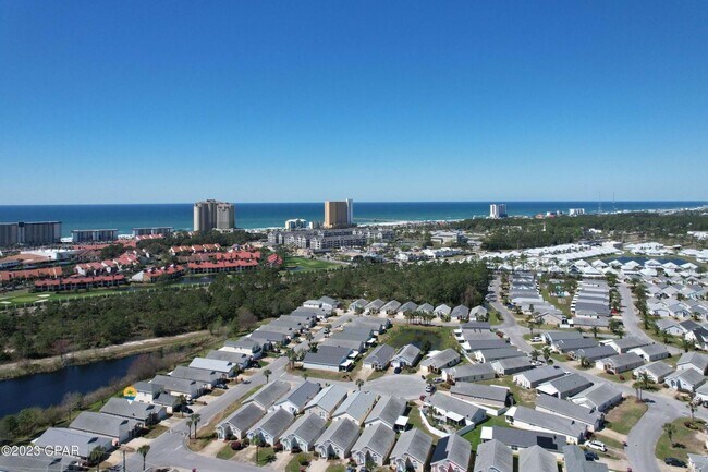 Building Photo - Coming Soon ______Available on November 20th. Furnished 2 bedroom home in Palm Cove Community