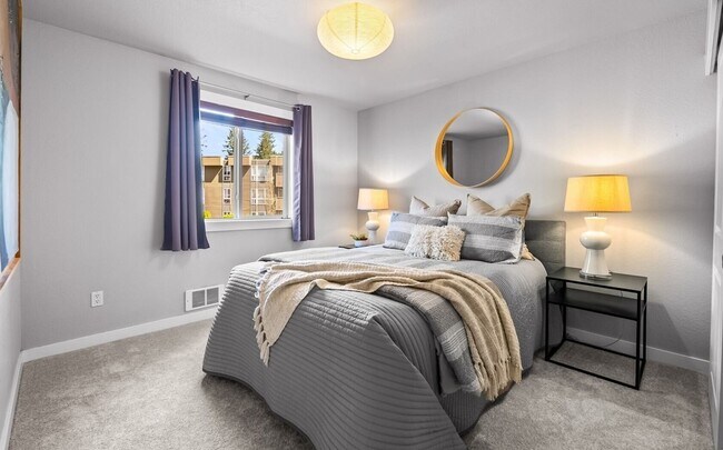 Building Photo - Completely Refreshed Two-Bedroom Condo