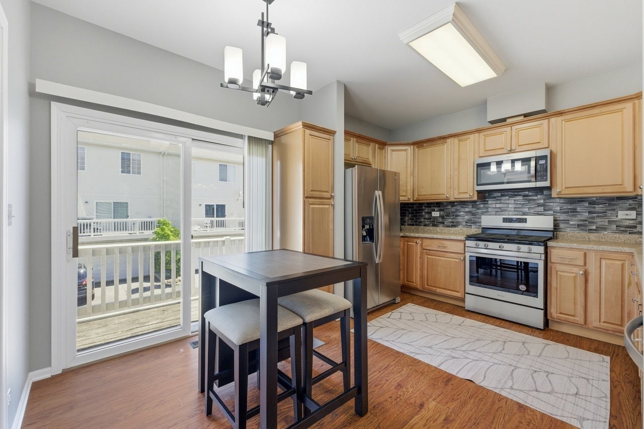 Building Photo - 2378 Oakfield Ct