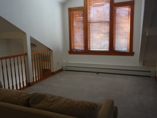 Building Photo - Spacious 2-Story 1-Bedroom/1.5-Bathroom Lo...