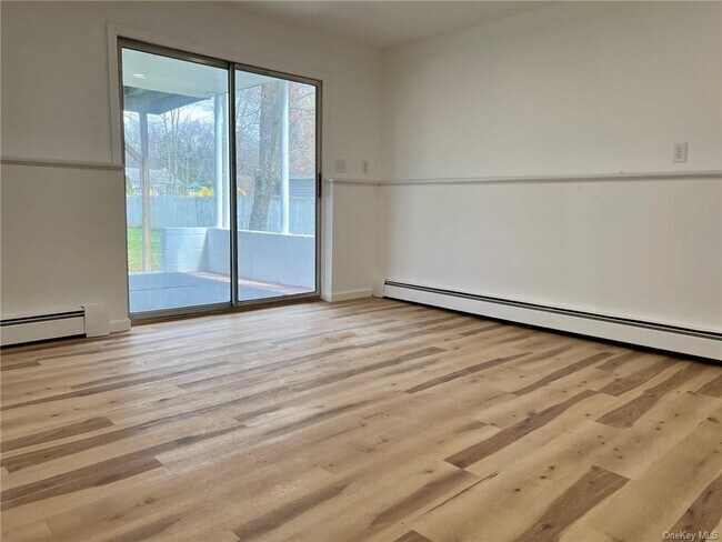 Building Photo - 9 Ridgewood Terrace