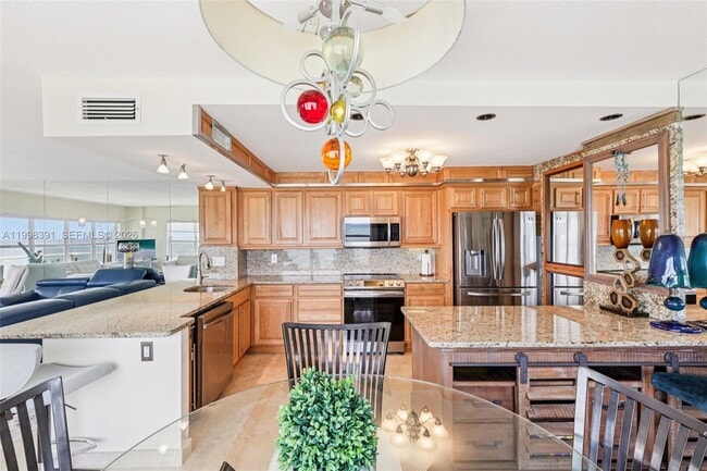 Building Photo - 3550 Galt Ocean Dr