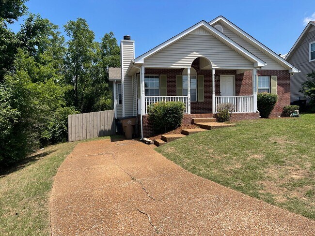 Primary Photo - Single Family Home West Nashville Croleywood