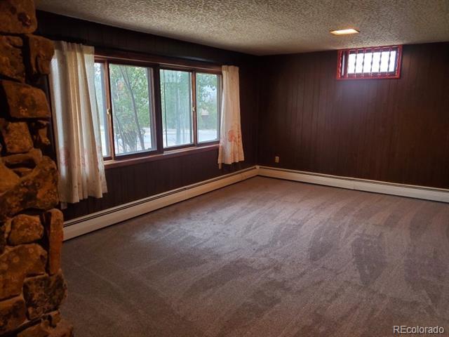 Building Photo - 613 Central Ave