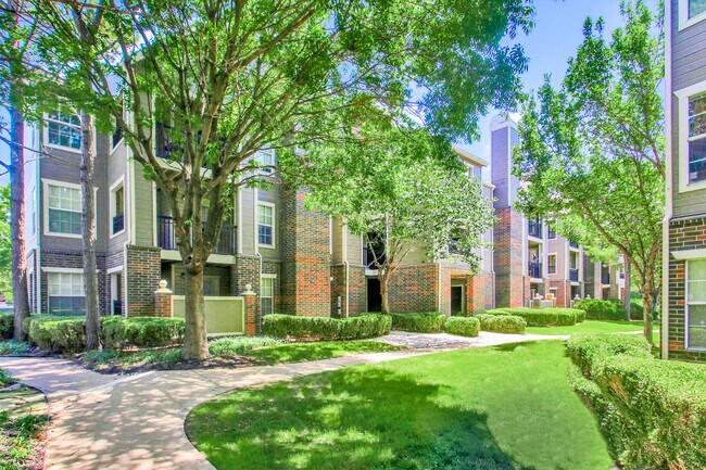 Building Photo - Riverside Park Apartments