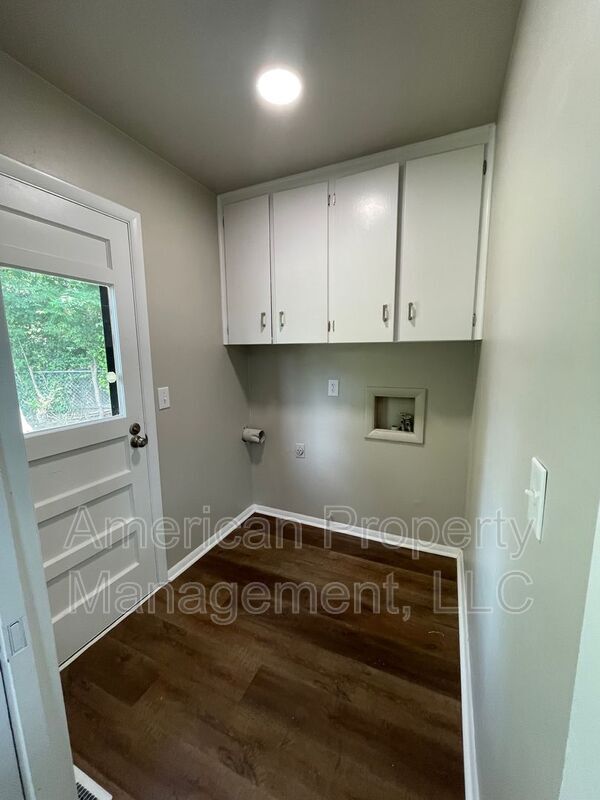 Building Photo - 7217 E 55th Pl