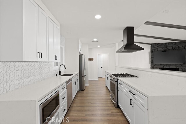 Building Photo - 4955 Alatar Dr