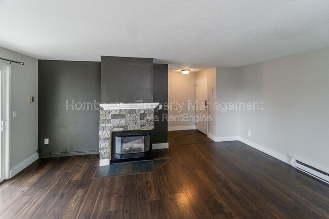 Building Photo - 4417 S Sheri Ct