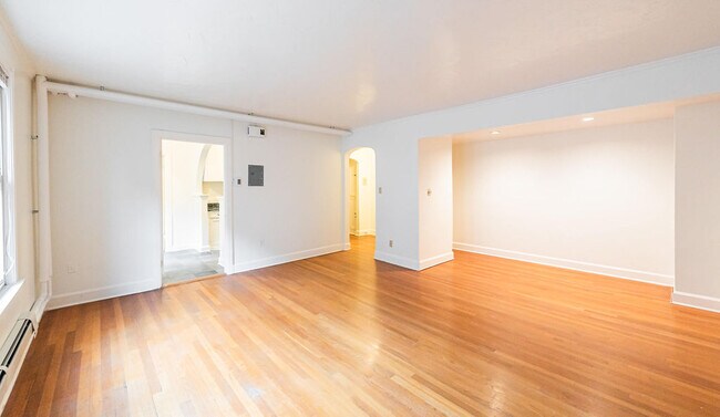 Building Photo - Whitworth Apartments