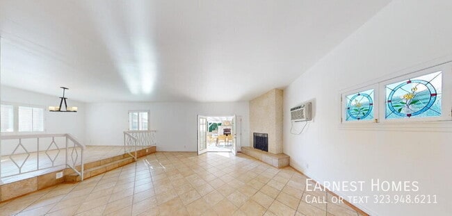 Building Photo - 7317 Kraft Ave