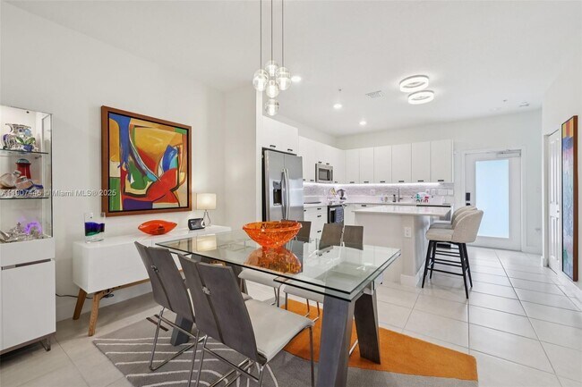 Building Photo - 8001 NW 41st St