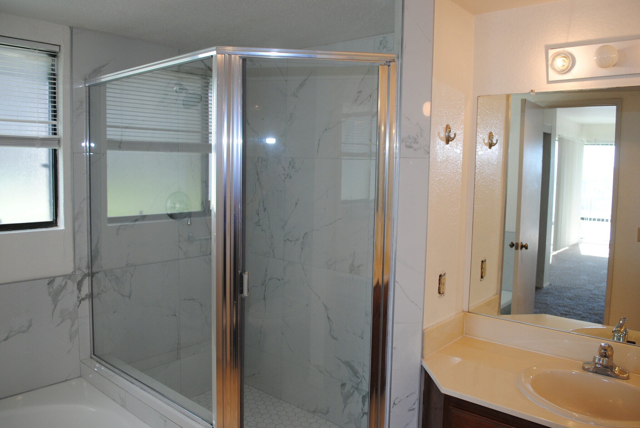 Building Photo - 11433 Madera Rosa Way