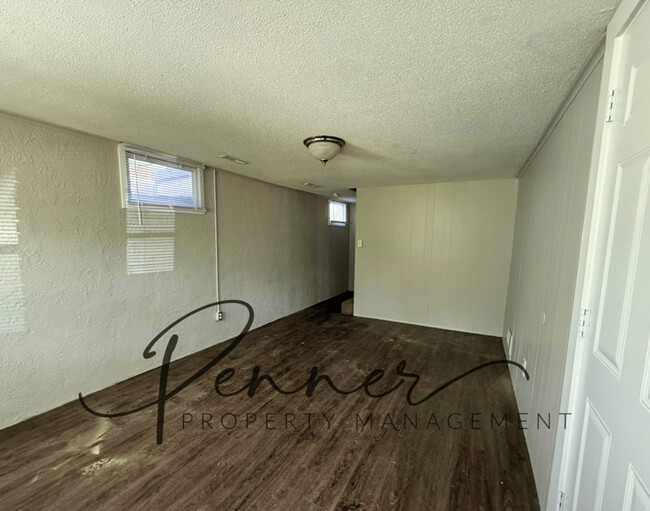 Building Photo - 11606 E Ivanhoe Ct