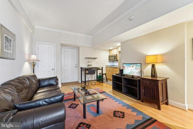 Primary Photo - 1701 16th St NW