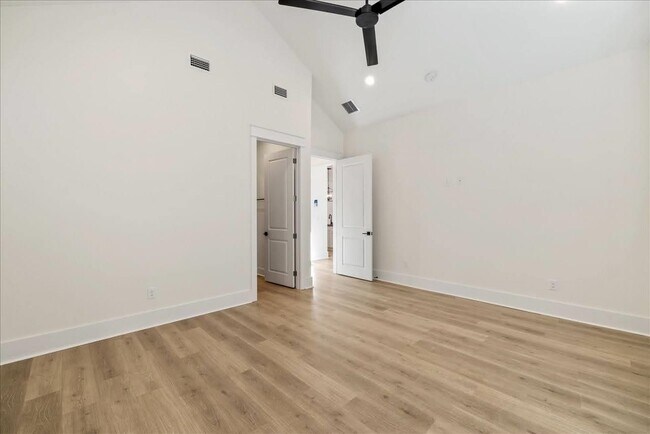 Building Photo - 4028 Poets Trl