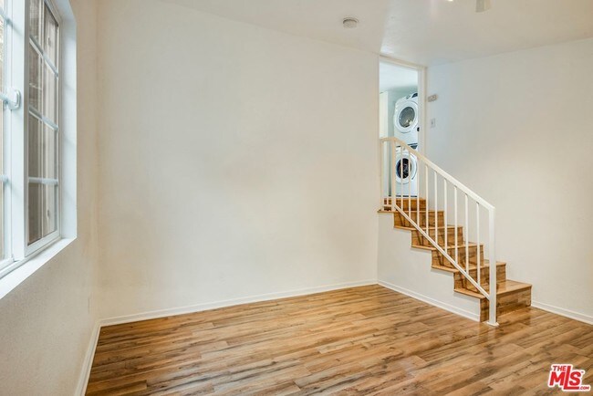 bedroom - 1742 W 36th St