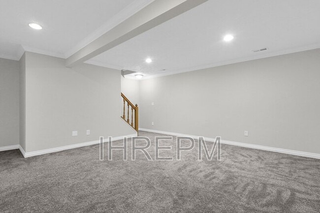 Building Photo - 7085 Muirfield Dr