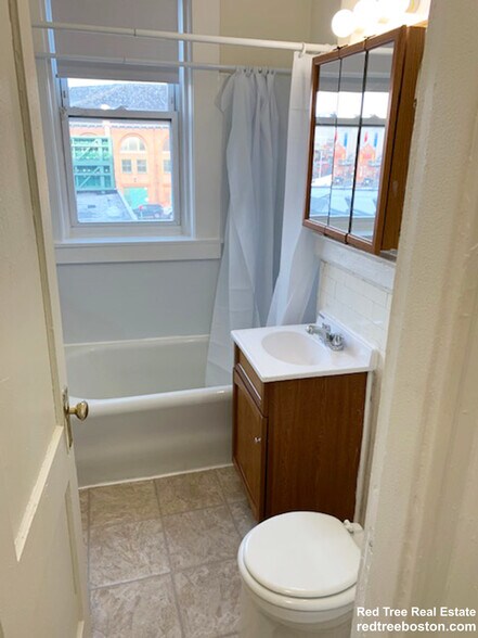 Building Photo - 1171 Boylston St