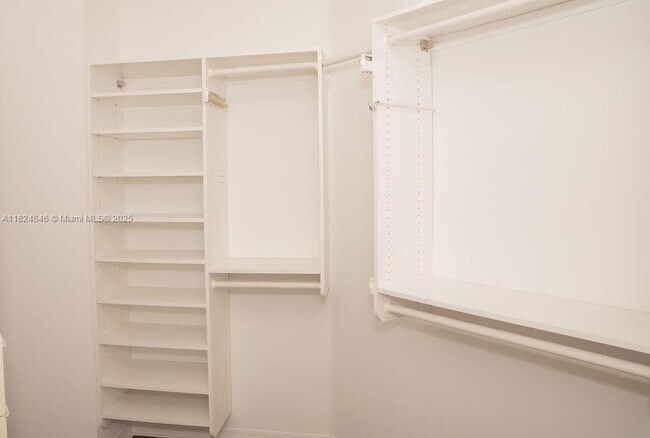 Building Photo - 8464 SW 138th St