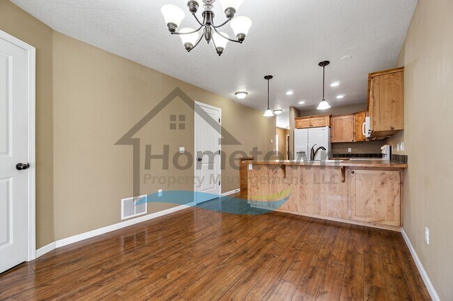Building Photo - 3 Bedroom 3 Bathroom Home with Attached 2 Car Garage Available in Coeur d'Alene!